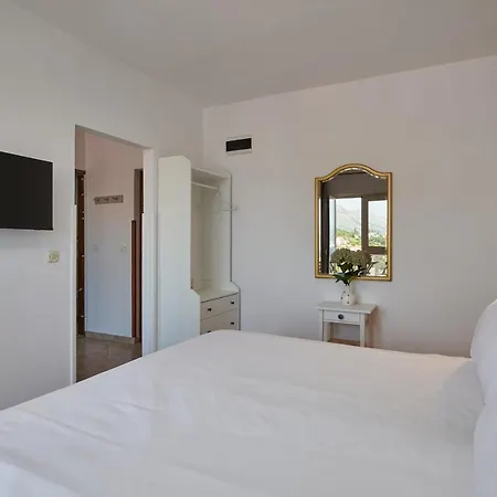 Apartment Dream View